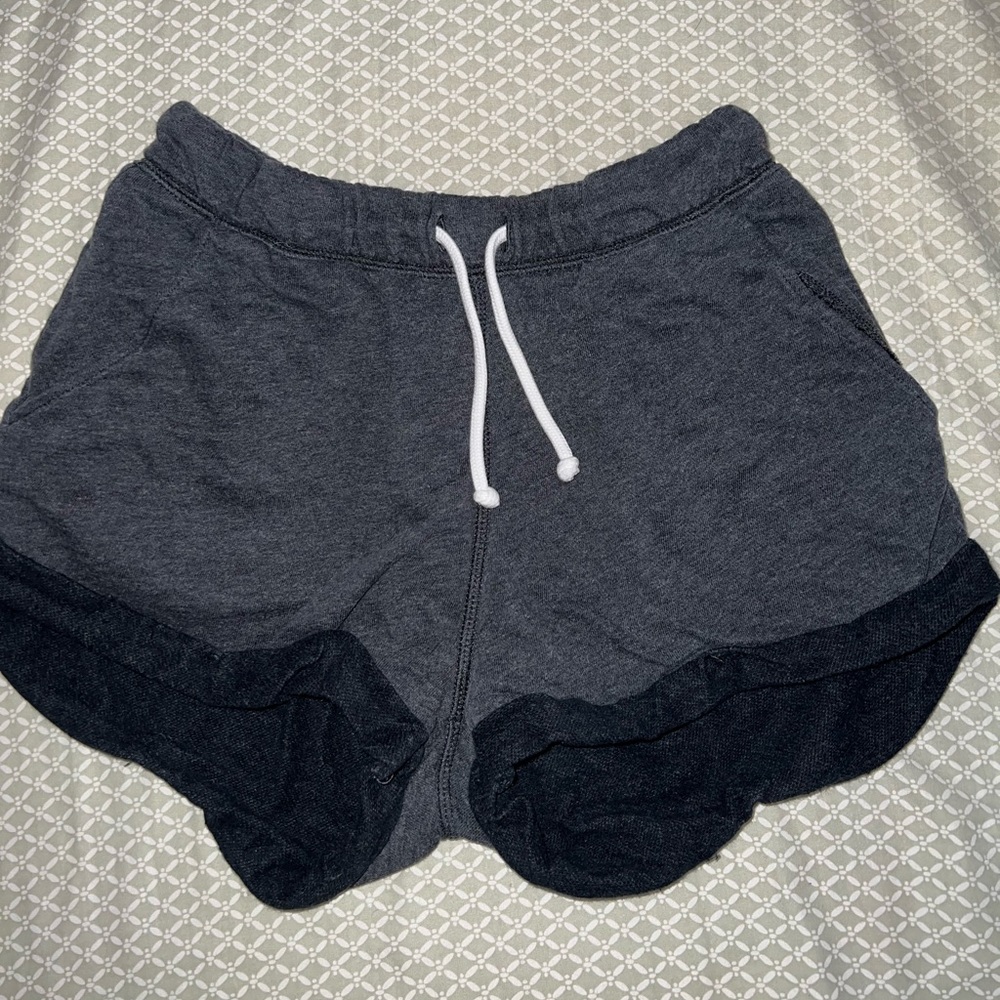H&M DIVIDED Sweatshort Dark Grey Size Small